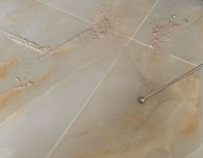 鄂托克前瓷砖空鼓维修公司分享粘合剂选择不当在瓷砖铺贴过程中可能导致以下问题